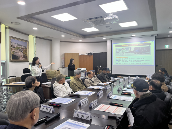 '안전한 경로당을 만들어요!' 권선구, 권선경찰서와 찾아가는 경로당 안전교육 실시