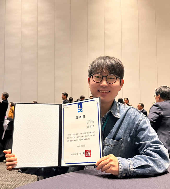 시민추진단 김상훈 작가가 참석 소감을 전하고 있다.