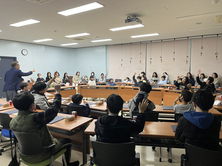 주민자치회, 영통1동 초아봉사단 4기 발대식 개최