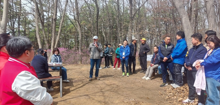 정삼훈 회장이 인사말을 하고 있다.