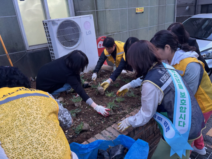 청소년지도위원회 환경개선