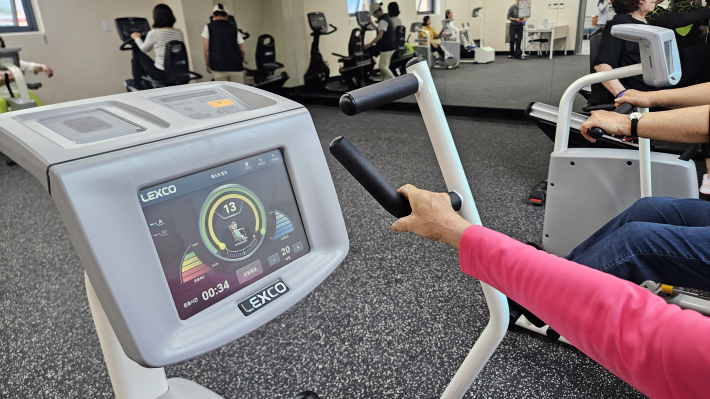 최신 장비로 구비된 순환운동실