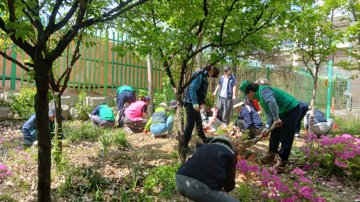 [세류1동] 손바닥정원 정비 실시