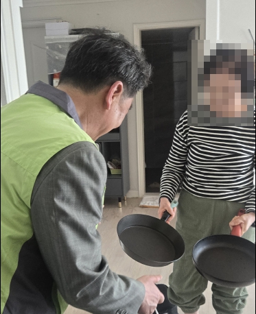영통3동, 지역사회보장협의체 프라이팬 & 웍 세트 교체지원 사업 실시