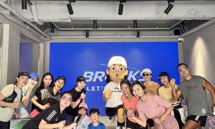 수원 행리단길에 새롭게 문을 열었다는 달리기 편집샵도 구경