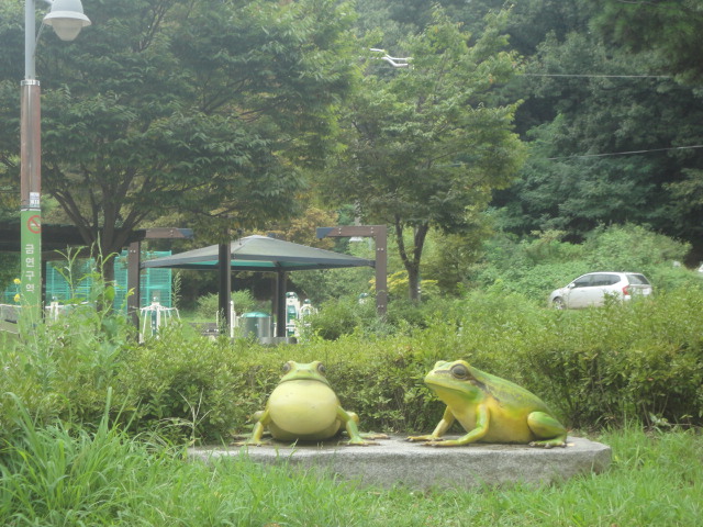 청개구리공원 마스코트 수원이