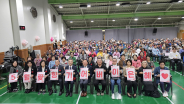 [어버이날 기념행사 참여자 단체사진]