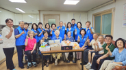 권선1동 지역사회보장협의체에서 88경로당 어르신들을 위한 복달임 행사를 실시하였다.