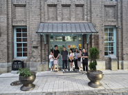 구 수원 부국원 앞에서