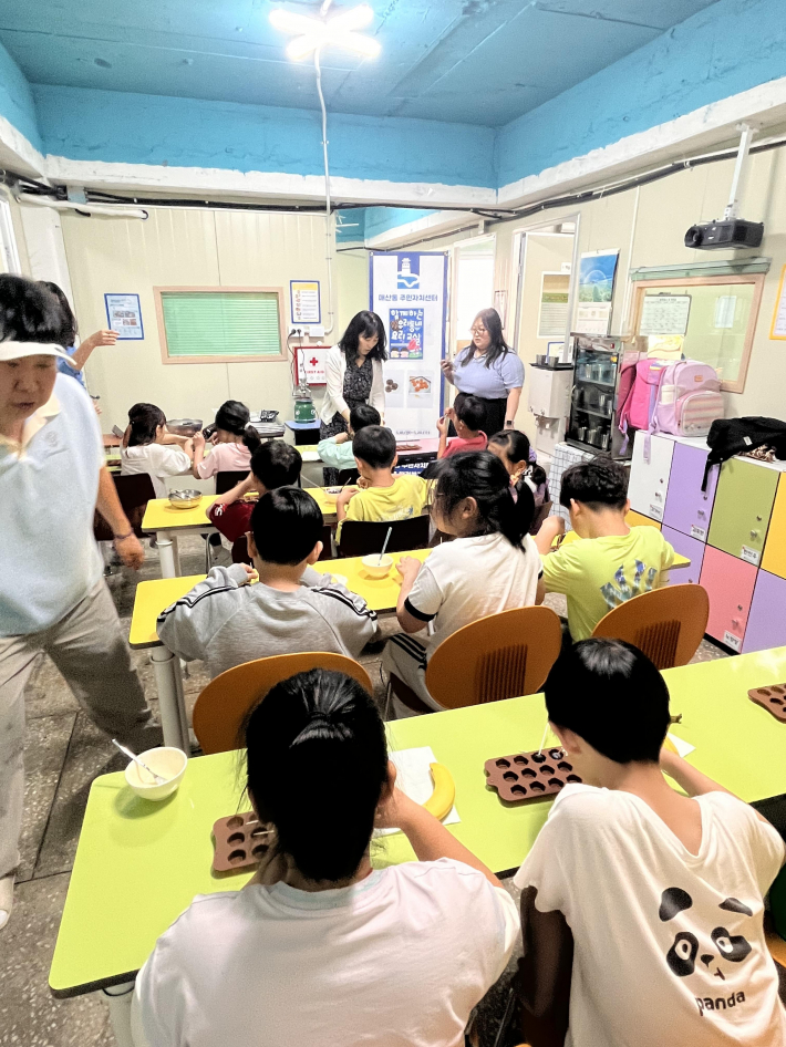 매산동 주민자치회,  지역아동센터 연계 요리교실 성료