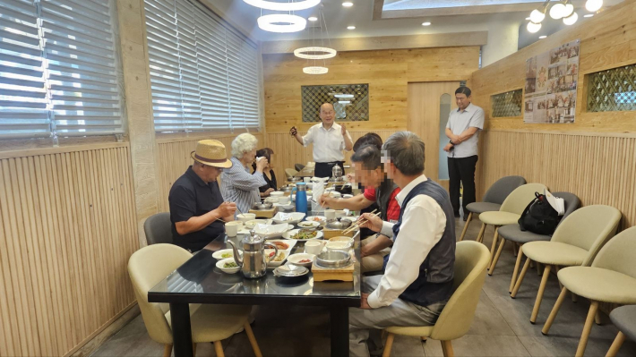 이교수한정식과 함께하는 6월 '화서1동 어르신 사랑의 생신상' 추진