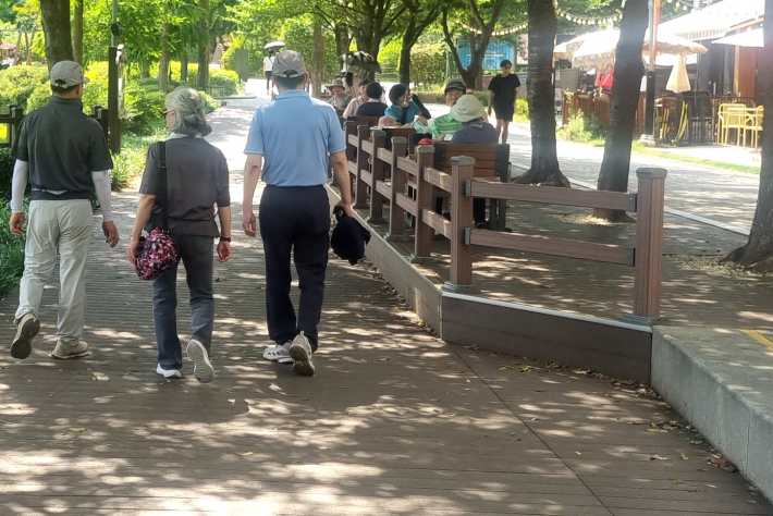 한 여름에도 시원함을 더 하는 광교호수공원 주변