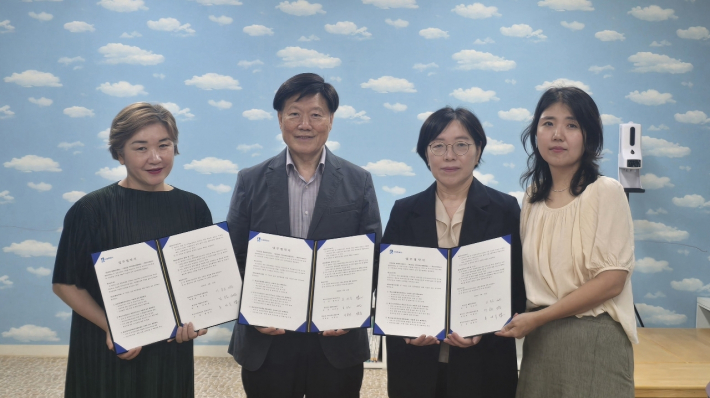  광교2동 행정복지센터, 휴먼시아20단지 및 32단지 관리사무소, 광교2동 지역사회보장협의체가 복지사각지대 발굴 및 지원체계 강화를 위한 업무협약(MOU) 체결