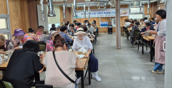 2026년 곡선동 사랑의 복달임 나눔 잔치 '초복맞이 든든한 보양식 한 그릇' 행사를 개최했다.