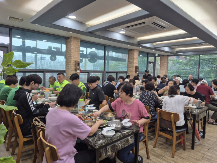 파장동 통장협의회 복달임 사진