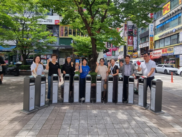매탄3동, 담배꽁초 수거함 설치로  거리환경 개선