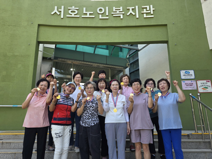 수상자 단체사진