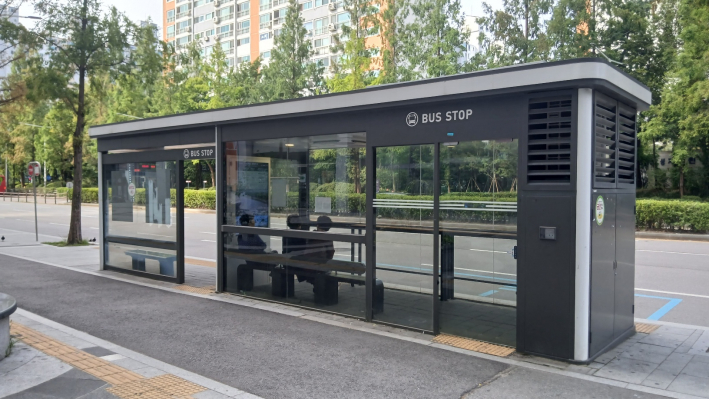 정자3동 중심상가 스마트 정류장