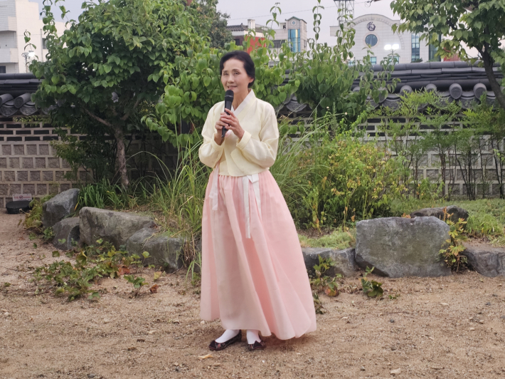 다과만든 예술인이 우리다과에 대해 설명하다