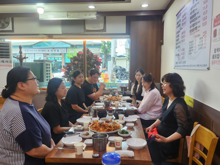 매탄2동 행정복지센터, 산남초 학부모와 소통 간담회 개최