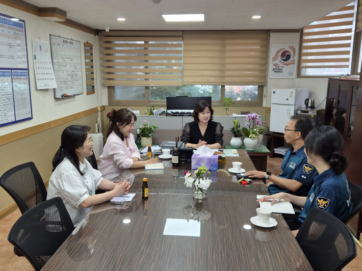 매탄2동 행정복지센터,   산남지구대와 주민 안전 강화를 위한 간담회 개최