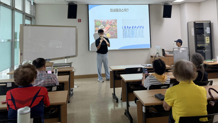 1부 이론교육은 대신기 김태현 기획팀장이 강의를 맡아 진행하고 있다.