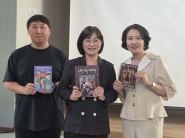 (좌)김남일 칠보초 부장 교사 (중앙)김상래 강사 (우)이예순 칠보초 교장 