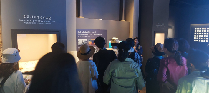 국립농업박물관 견학 장면