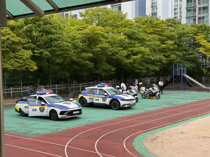 경찰차, 싸이카 탑승 체험하기