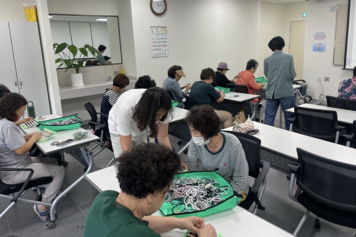 수원시 장안구 영화동, '한 조각 양말목의 쓸모' 어르신 특성화 자원순환 교실 운영