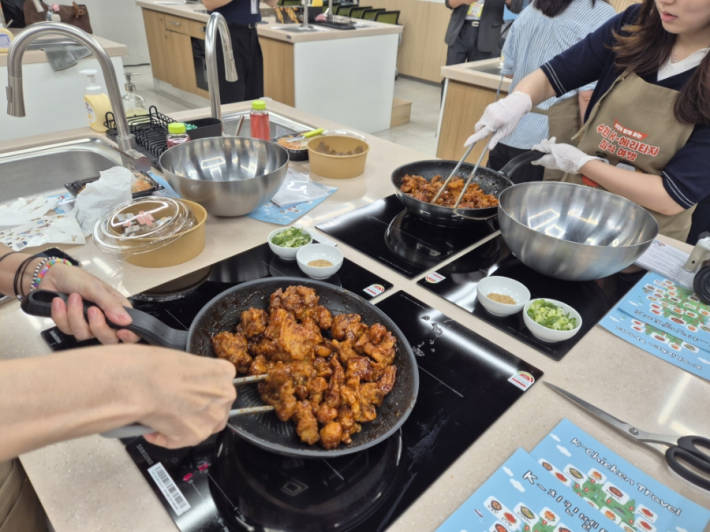 치킨과 함께하는 수원 K-헤리티지 미식여행