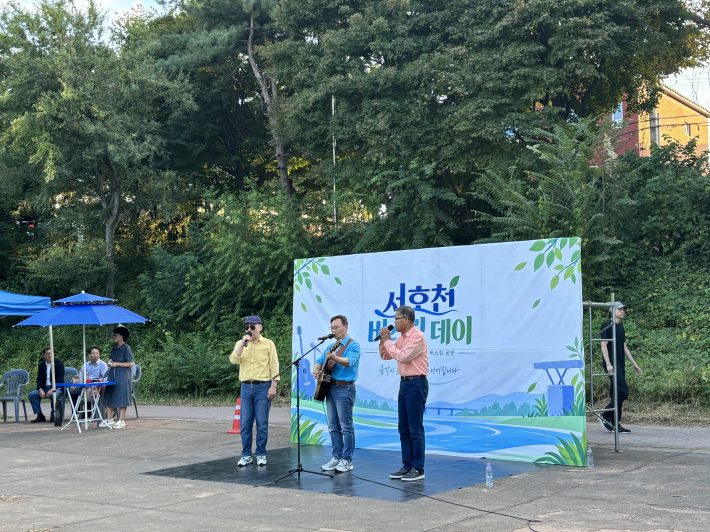 라온앙상블 팀의 공연