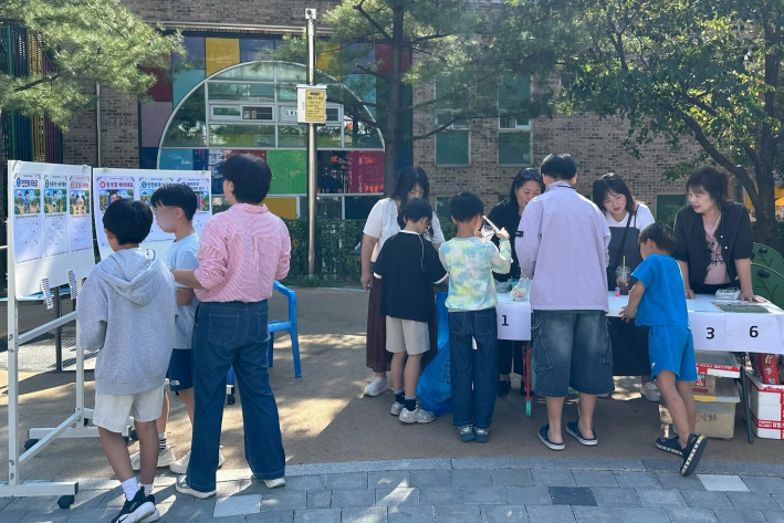 안전하고 깨끗한 석산놀이터 만들기 캠페인이 진행되고 있다.