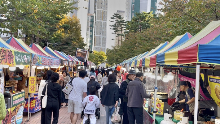 입주민 가족.