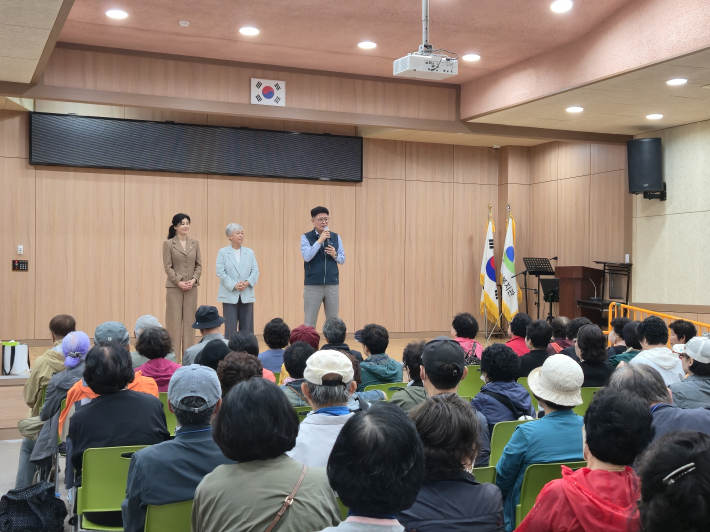 문화활동 관장님 인사말씀