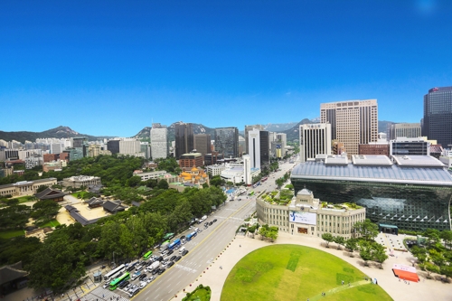 더 플라자 객실에서 내려다본 서울 도심 