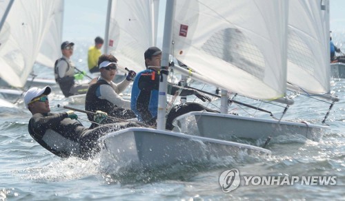 바람과 바다를 가르며