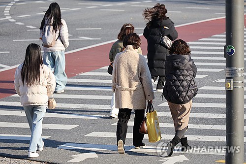 두꺼워진 옷차림