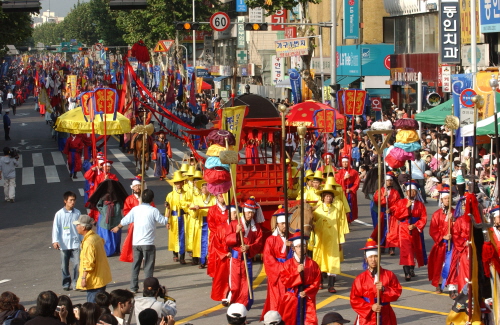 수원 화성문화제...수원은 축제의 열기 가득_1