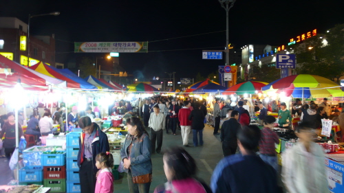 [축제현장]팔달문 지역 시장거리축제 큰인기_1