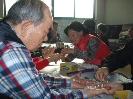 즐거운 성탄절 할머니, 할아버지에게 선물을_1