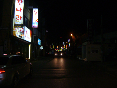 쓰레기더미에서 꽃밭으로 변한 골목_1
