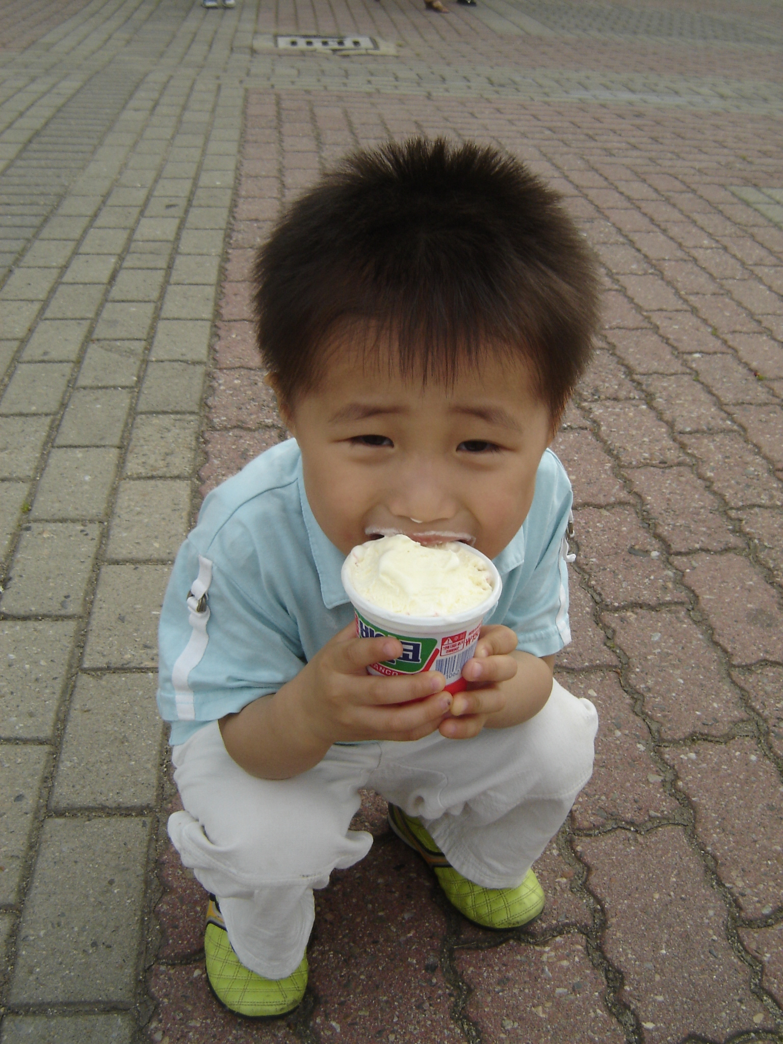 아기에게 올바른 식사습관 가르치기_1