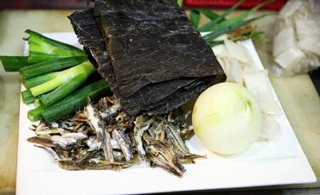 더울수록 생각나는 시원한 냉모밀면 만들기_1