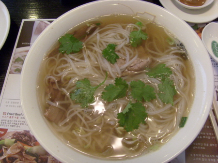 담백하고 부드러운 맛, 베트남 쌀국수_1