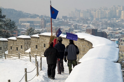 눈 오는 날 수원 화성의 풍경은 어떨까?_4