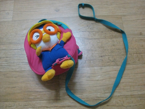 참 기발한 '뽀로로' 캐릭터 미아 방지용품 _1