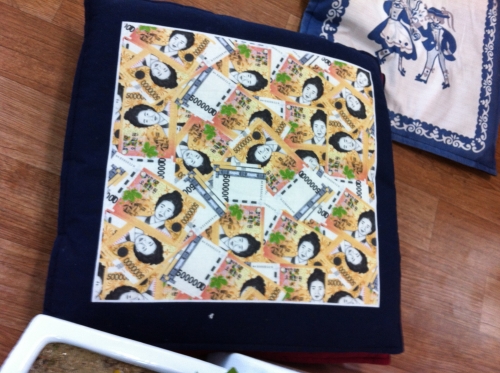 아이가 생애 처음 산 장난감 요요 _2