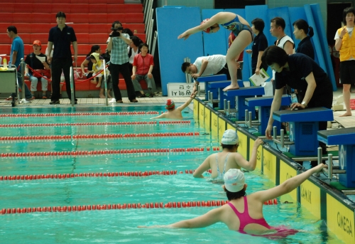 저소득층 어린이 청소년에 스포츠시설 이용료 지원 _1