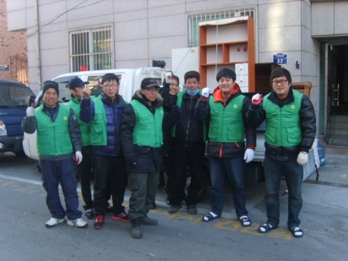 새마을지도자협의회, 저소득 수급자가정 이사 도와_1